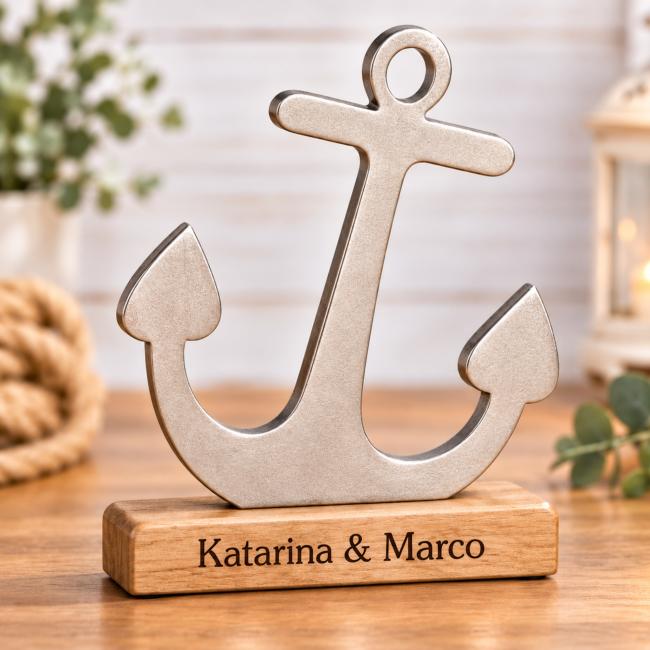 Geschenk Anker aus Metall und Holz mit Ihrer Gravur