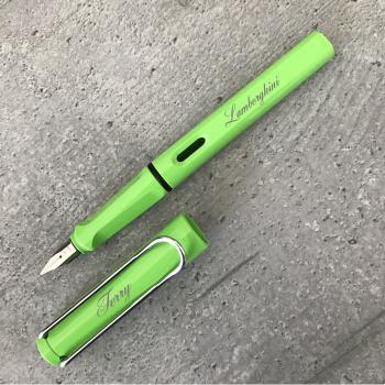 Gr�ner Lamy mit Wunschbeschriftung