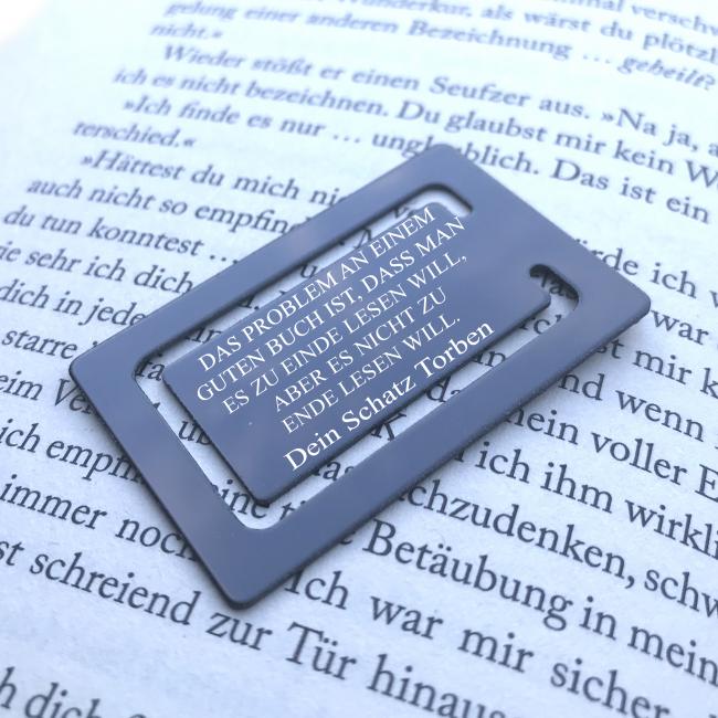 Lesezeichen beschriftet 