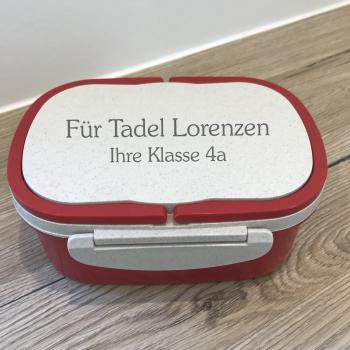 rote Box mit Gravur gestalten